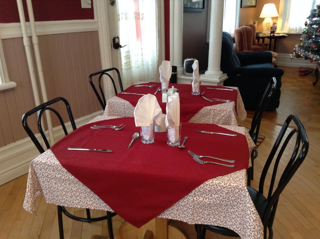 Bed and Breakfast Gil Ann Saint-André-Avellin Exterior foto